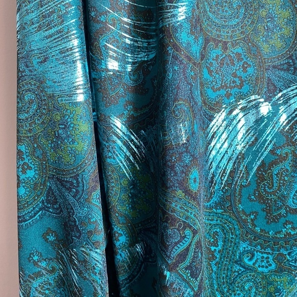 Bernard Cowan Vintage Satin Blouse Green Metallic Mock Neck Size 11/12 - Picture 3 of 13